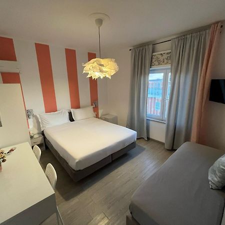 F.Rooms Napoli Exterior photo